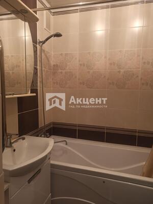 Продам двухкомнатную (2-комн.) квартиру, 3-я Полетная ул, 3, Иваново г