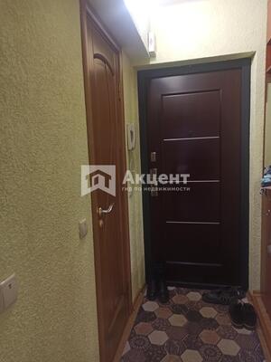 Продам двухкомнатную (2-комн.) квартиру, 3-я Полетная ул, 3, Иваново г