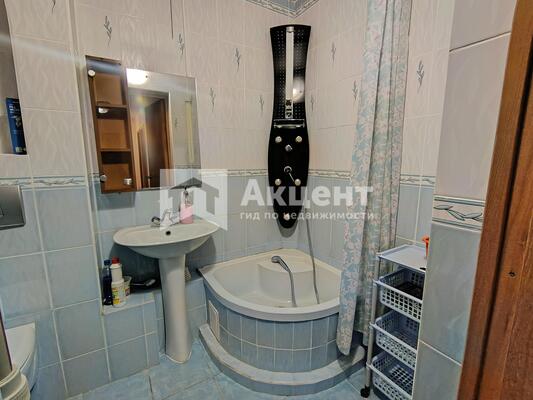 Продам двухкомнатную (2-комн.) квартиру, 3-я Сосневская ул, 120, Иваново г