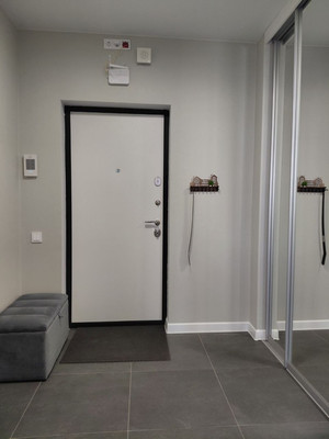 Продам однокомнатную (1-комн.) квартиру, Лаптева ул, 7к3, Московский г