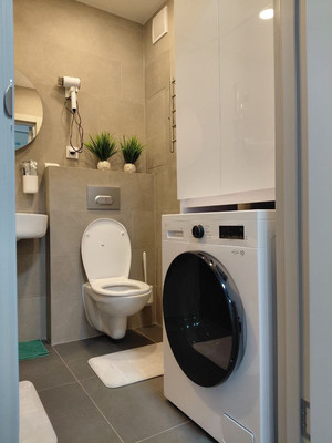 Продам однокомнатную (1-комн.) квартиру, Лаптева ул, 7к3, Московский г