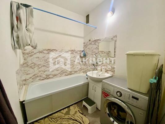 Продам трехкомнатную (3-комн.) квартиру, Московский мкр, 14Ак1, Иваново г