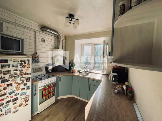 Продам двухкомнатную (2-комн.) квартиру, Победы ул, 55, Иваново г