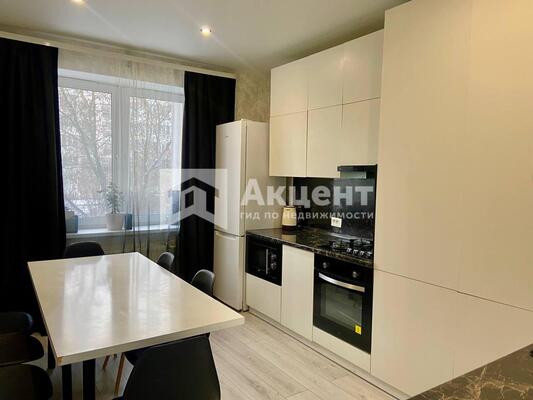 Продам двухкомнатную (2-комн.) квартиру, 1-я Нагорная ул, 11, Иваново г