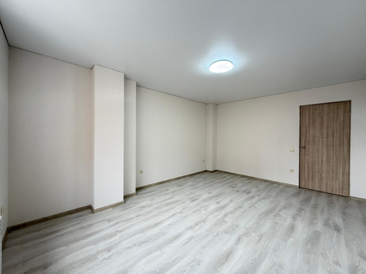Продам трехкомнатную (3-комн.) квартиру, Московская ул, 12, Нальчик г