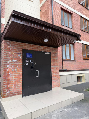 Продам трехкомнатную (3-комн.) квартиру, Московская ул, 12, Нальчик г