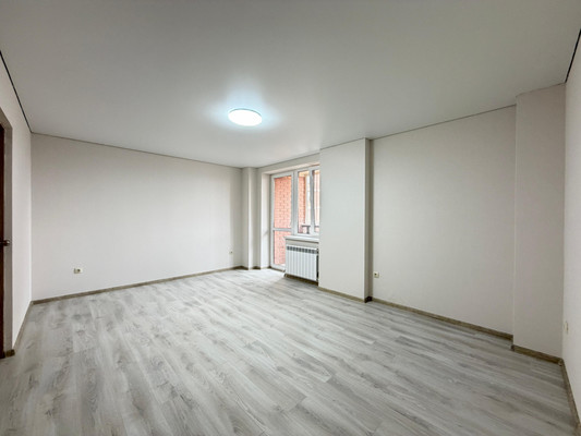 Продам трехкомнатную (3-комн.) квартиру, Московская ул, 12, Нальчик г