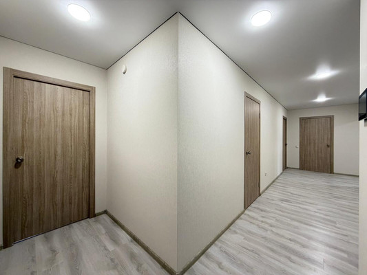 Продам трехкомнатную (3-комн.) квартиру, Московская ул, 12, Нальчик г