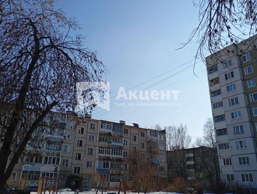 Продам трехкомнатную (3-комн.) квартиру, Кавалерийская ул, 44А, Иваново г