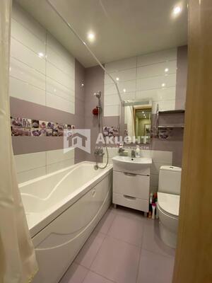 Продам однокомнатную (1-комн.) квартиру, Богдана Хмельницкого ул, 55, Иваново г