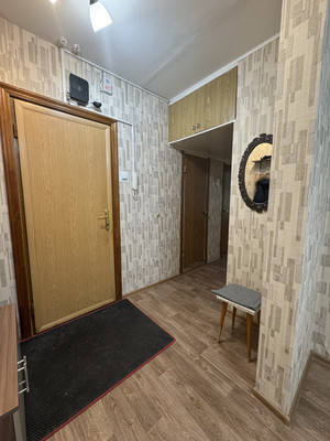 Продам трехкомнатную (3-комн.) квартиру, Профсоюзная ул, 128, Москва г