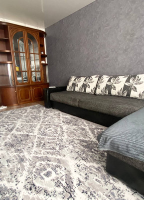 Продам двухкомнатную (2-комн.) квартиру, Ямашева пр-кт, 1019, Казань г