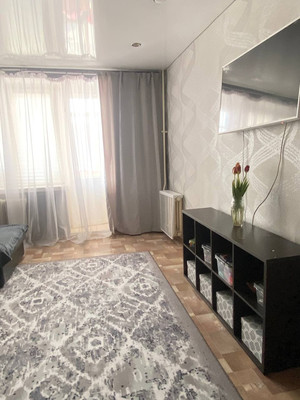 Продам двухкомнатную (2-комн.) квартиру, Ямашева пр-кт, 1019, Казань г