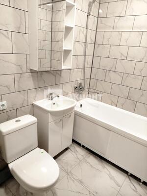 Продам трехкомнатную (3-комн.) квартиру, 1-я Нагорная ул, 11, Иваново г