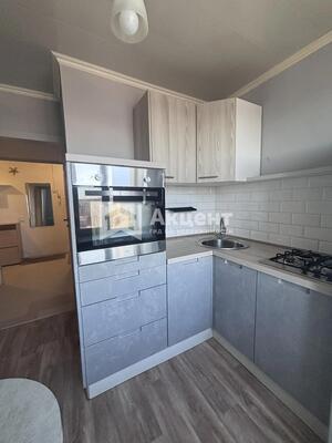 Продам двухкомнатную (2-комн.) квартиру, Любимова ул, 2, Иваново г