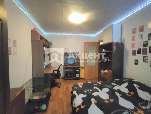 Продам двухкомнатную (2-комн.) квартиру, Диановых ул, 12, Иваново г