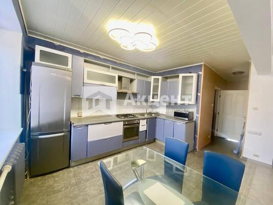 Продам трехкомнатную (3-комн.) квартиру, Набережная ул, 5, Иваново г