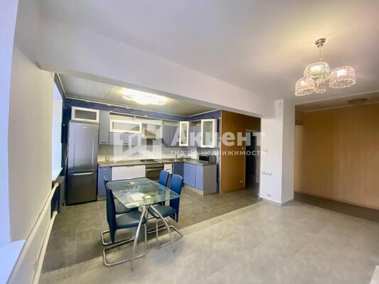 Продам трехкомнатную (3-комн.) квартиру, Набережная ул, 5, Иваново г