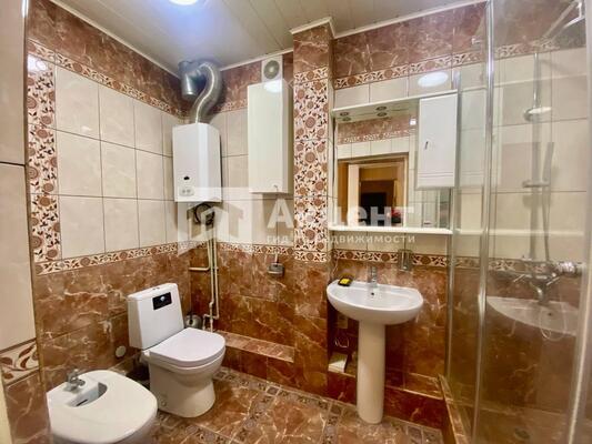 Продам трехкомнатную (3-комн.) квартиру, Набережная ул, 5, Иваново г