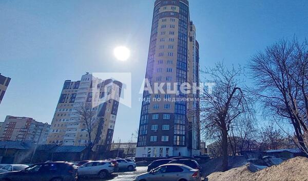 Продам трехкомнатную (3-комн.) квартиру, 10 Августа ул, 85, Иваново г