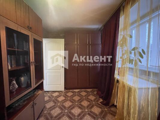 Продам трехкомнатную (3-комн.) квартиру, 2-я Чайковского ул, 14, Иваново г