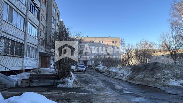 Продам трехкомнатную (3-комн.) квартиру, Дунаева ул, 15, Иваново г