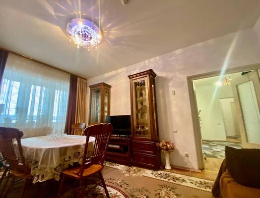 Продам трехкомнатную (3-комн.) квартиру, Московский мкр, 8, Иваново г