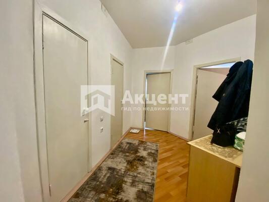 Продам трехкомнатную (3-комн.) квартиру, Московский мкр, 8, Иваново г