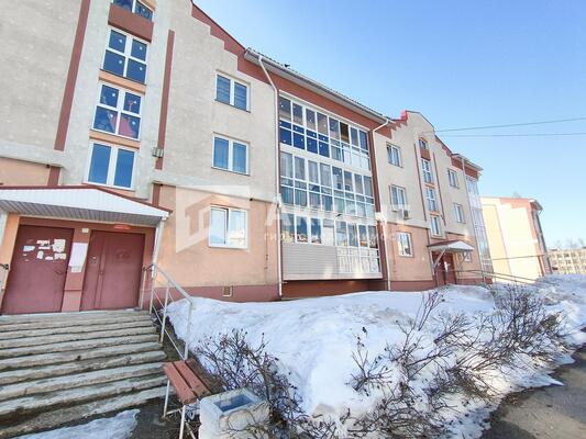 Продам двухкомнатную (2-комн.) квартиру, Александра Кувшинова ул, 1, Просторный мкр