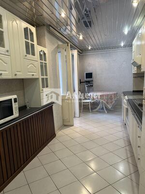 Продам трехкомнатную (3-комн.) квартиру, Танкиста Александрова ул, 3А, Иваново г