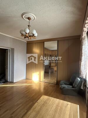 Продам трехкомнатную (3-комн.) квартиру, Танкиста Александрова ул, 3А, Иваново г