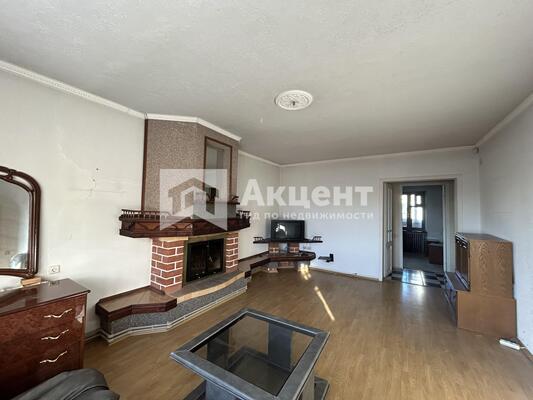 Продам трехкомнатную (3-комн.) квартиру, Танкиста Александрова ул, 3А, Иваново г