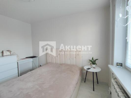 Продам трехкомнатную (3-комн.) квартиру, Танкиста Белороссова ул, 2, Иваново г