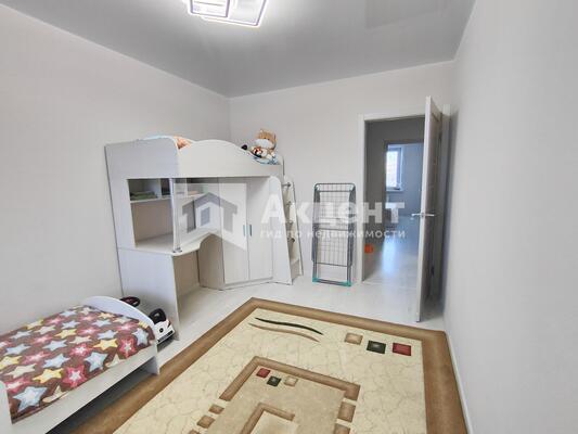 Продам трехкомнатную (3-комн.) квартиру, Танкиста Белороссова ул, 2, Иваново г