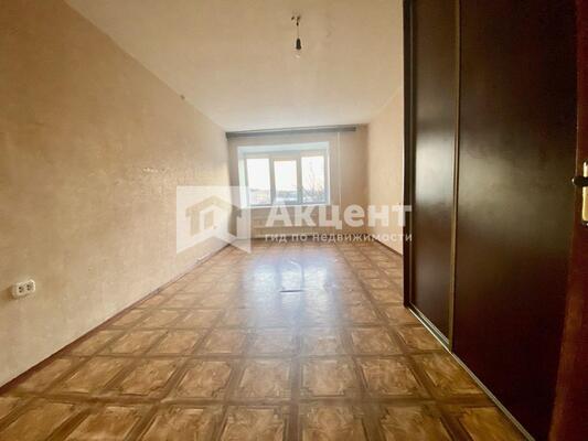 Продам трехкомнатную (3-комн.) квартиру, 30-й мкр, 2, Иваново г