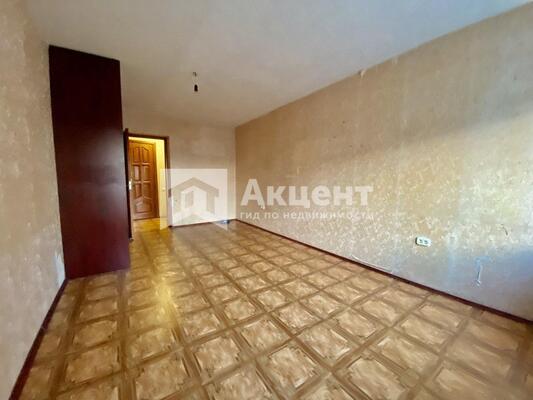 Продам трехкомнатную (3-комн.) квартиру, 30-й мкр, 2, Иваново г