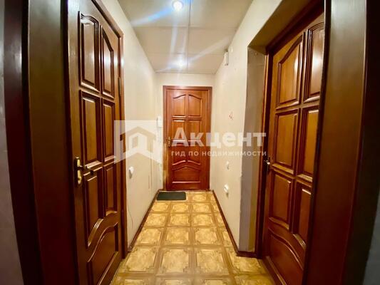 Продам трехкомнатную (3-комн.) квартиру, 30-й мкр, 2, Иваново г