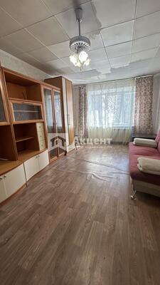 Продам однокомнатную (1-комн.) квартиру, Парижской Коммуны ул, 15, Иваново г