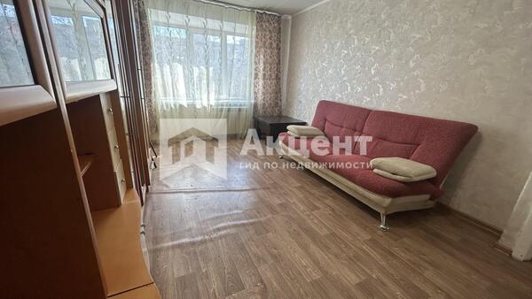 Продам однокомнатную (1-комн.) квартиру, Парижской Коммуны ул, 15, Иваново г