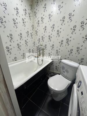 Продам однокомнатную (1-комн.) квартиру, Парижской Коммуны ул, 15, Иваново г