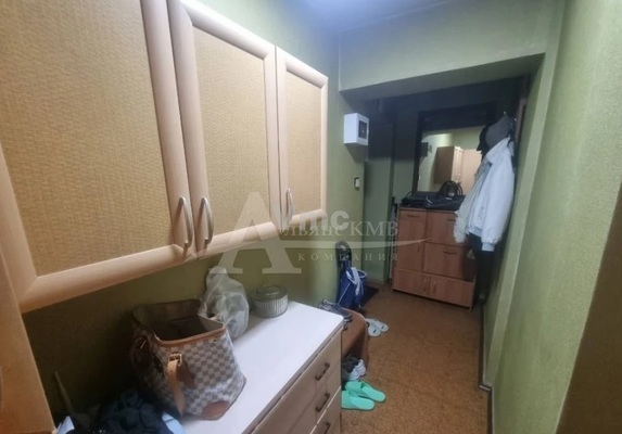 Продам однокомнатную (1-комн.) квартиру, Октябрьская ул, 455, Ессентуки г