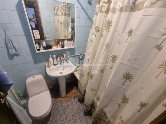 Продам однокомнатную (1-комн.) квартиру, Октябрьская ул, 455, Ессентуки г