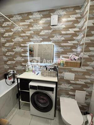 Продам однокомнатную (1-комн.) квартиру, Чехова ул, 40, Кохма г