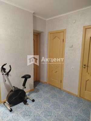 Продам трехкомнатную (3-комн.) квартиру, 3-я Петрозаводская ул, 16, Иваново г