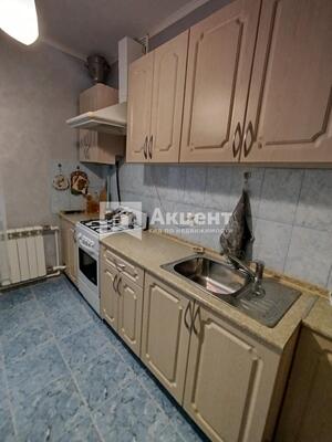 Продам трехкомнатную (3-комн.) квартиру, 3-я Петрозаводская ул, 16, Иваново г