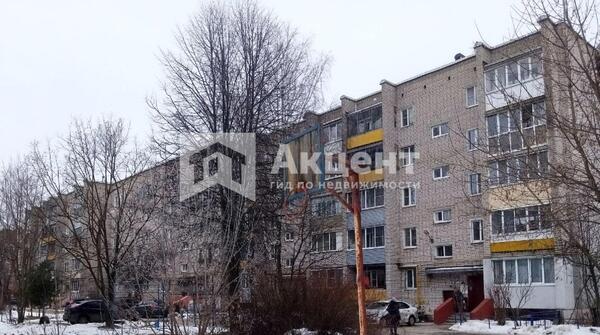 Продам трехкомнатную (3-комн.) квартиру, 3-я Петрозаводская ул, 16, Иваново г