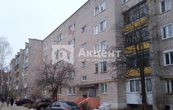 Продам трехкомнатную (3-комн.) квартиру, 3-я Петрозаводская ул, 16, Иваново г
