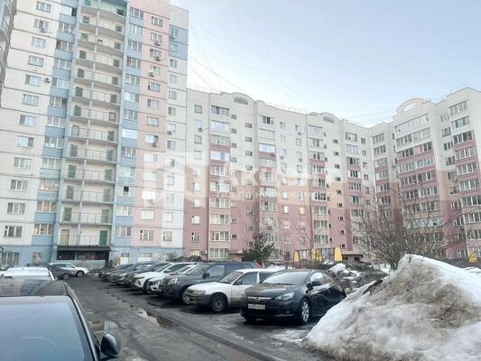 Продам трехкомнатную (3-комн.) квартиру, Московский мкр, 15, Иваново г