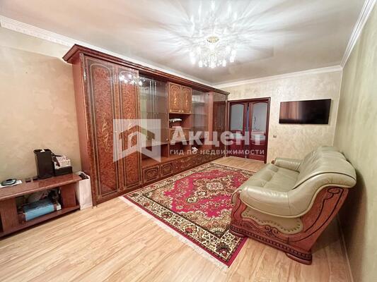 Продам трехкомнатную (3-комн.) квартиру, Московский мкр, 15, Иваново г