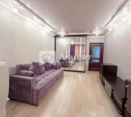 Продам трехкомнатную (3-комн.) квартиру, Московский мкр, 15, Иваново г